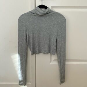 Aritzia Cropped Turtleneck Sweater, Ribbed, Light Grey, Size S